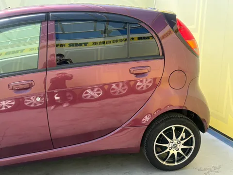 Mitsubishi I