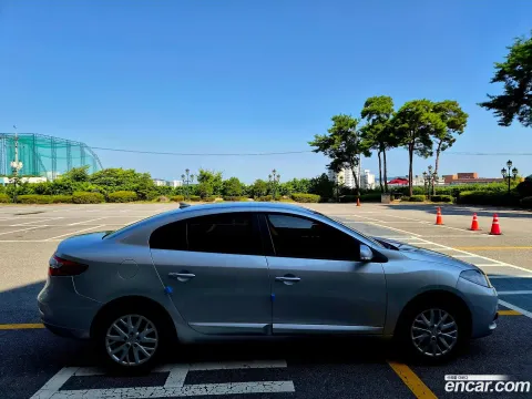 Renault SM3