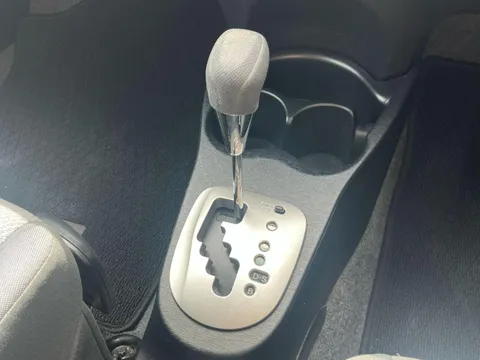 Toyota Yaris (Vitz)