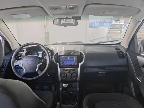 Isuzu Taga