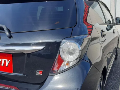 Toyota Yaris (Vitz)