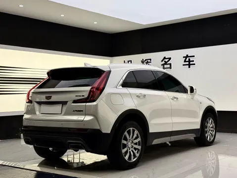 Cadillac XT4
