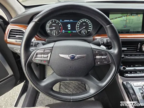 Genesis G90 (EQ900)