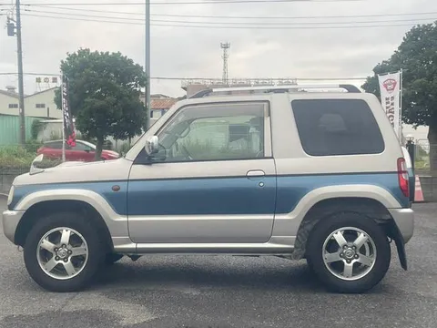 Mitsubishi Pajero Mini