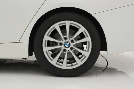 BMW BMW