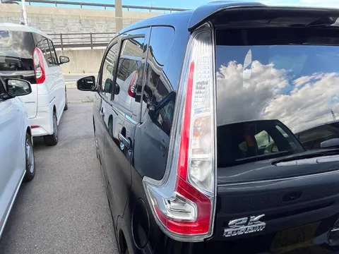 Mitsubishi eK Custom