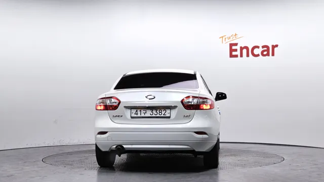 Renault SM3