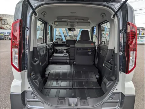Suzuki Spacia Gear