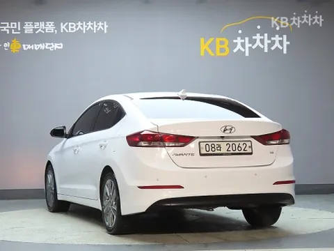 Hyundai Elantra (Avante)