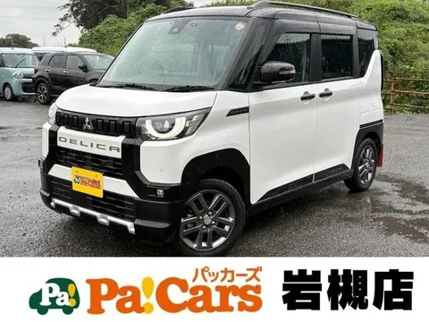 Mitsubishi Delica Mini