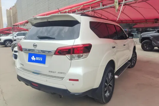 Nissan Terra