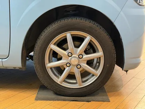 Daihatsu Mira Tocot