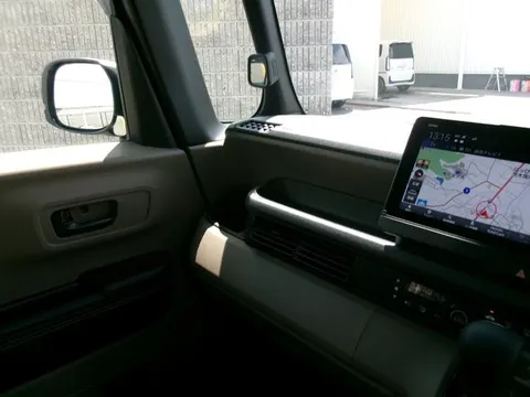 Honda N-BOX Joy