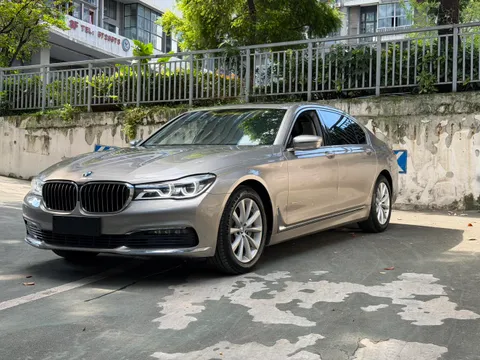 BMW 7-Series