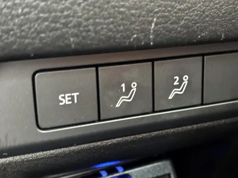 Mazda MAZDA3 Fastback