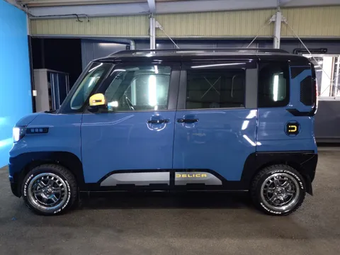 Mitsubishi Delica Mini