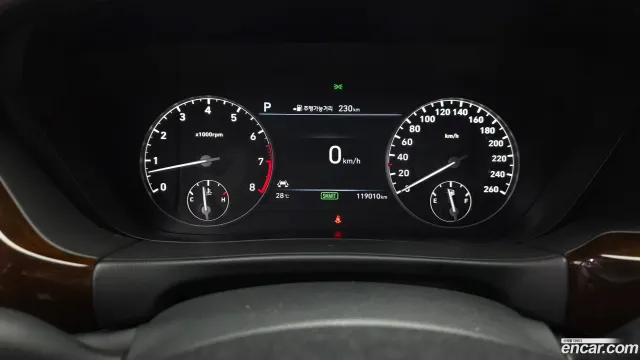 Genesis G90 (EQ900)