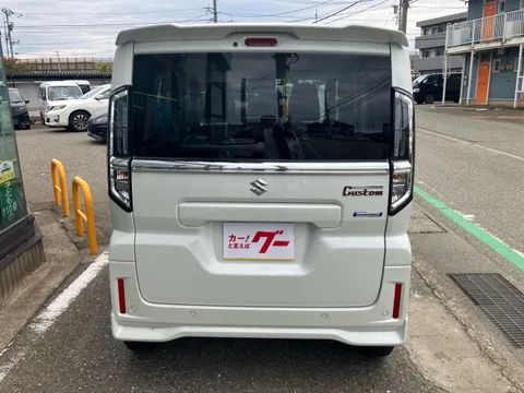 Suzuki Spacia Custom