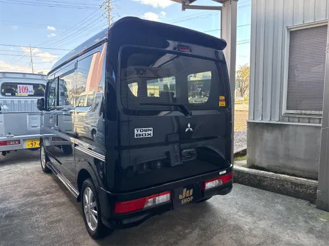 Mitsubishi Town Box