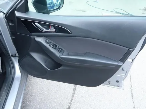 Mazda Axela Sport