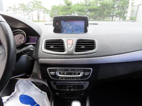 Renault SM3