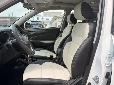 Changan CS35