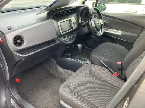 Toyota Yaris (Vitz)
