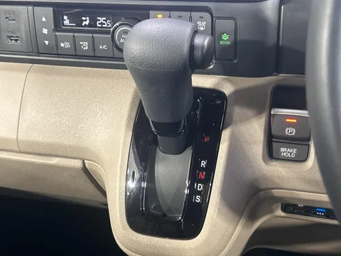 Honda N-BOX Joy