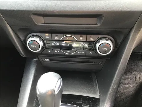 Mazda Axela Sport