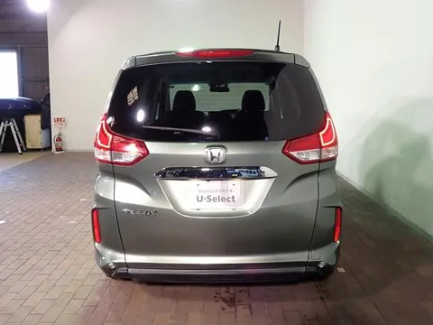 Honda Freed Plus