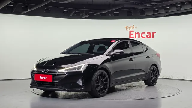 Hyundai Elantra (Avante)