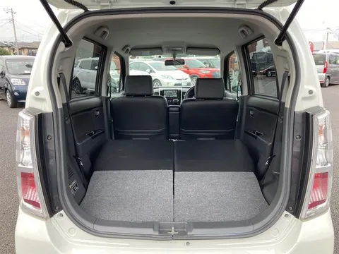 Suzuki Wagon R Stingray