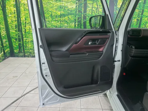 Suzuki Spacia Custom