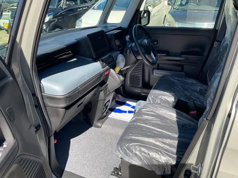 Suzuki Spacia Base