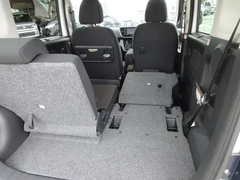 Mitsubishi eK Space Custom