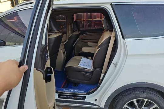Baojun 730
