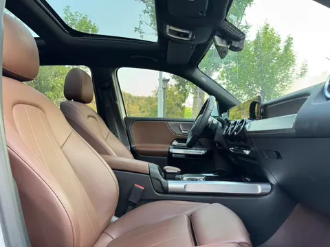 Mercedes-Benz GLB-Class