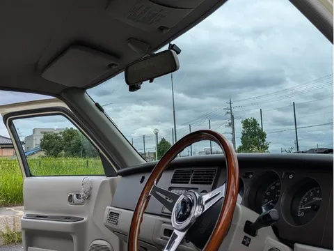 Nissan Rasheen