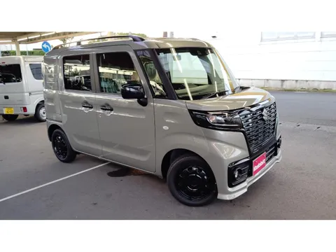 Suzuki Spacia Base