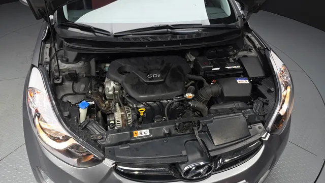 Hyundai Elantra (Avante)