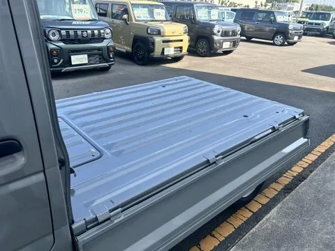 Nissan Clipper Truck
