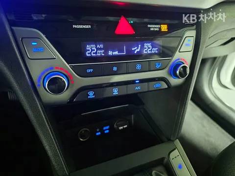 Hyundai Elantra (Avante)