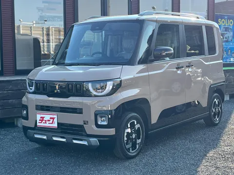 Mitsubishi Delica Mini