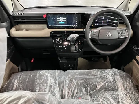 Mitsubishi Delica Mini