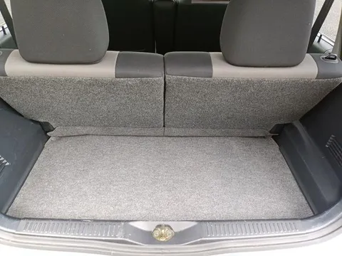 Nissan Otti