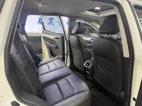 Geely Vision X6
