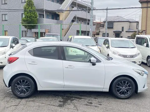 Mazda Mazda2 (Demio)