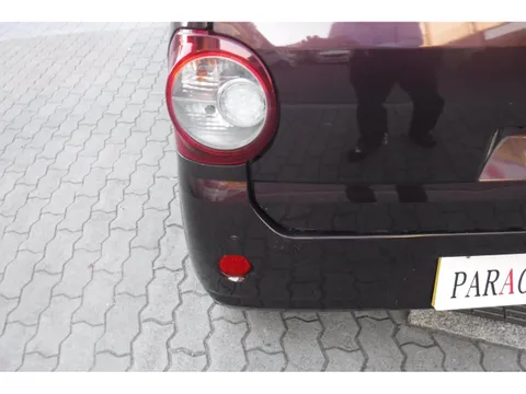 Daihatsu Mira Tocot