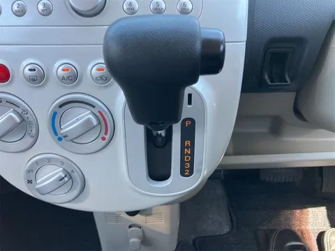 Nissan Otti