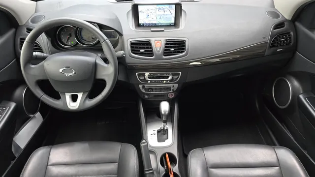 Renault SM3